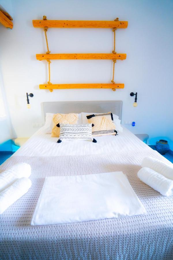 Mantellina Suites Kanala Экстерьер фото